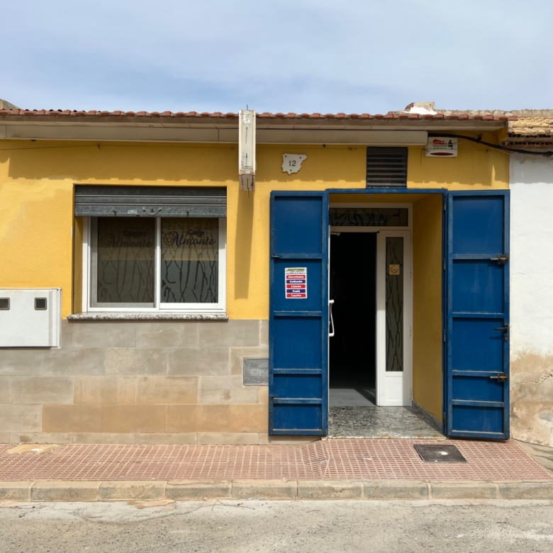 Commercial in Macisvenda (Ref: MC-EUG65)