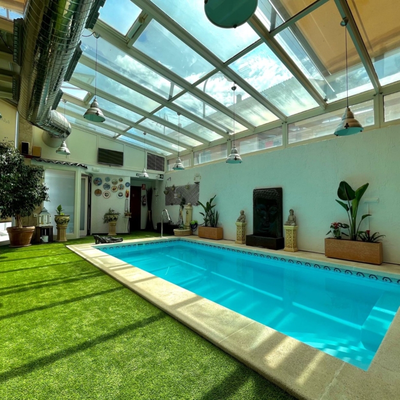 Townhouse in Sax (Ref: 23096)
