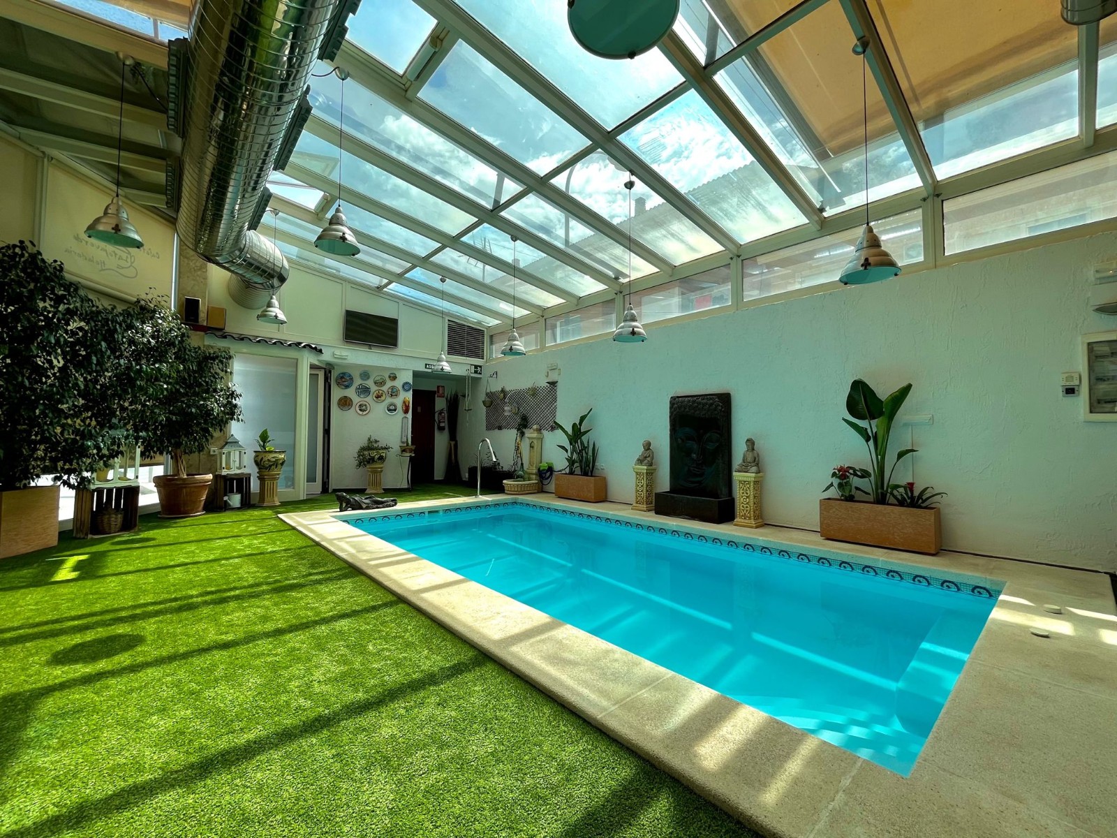 Townhouse in Sax (Ref: 23096)