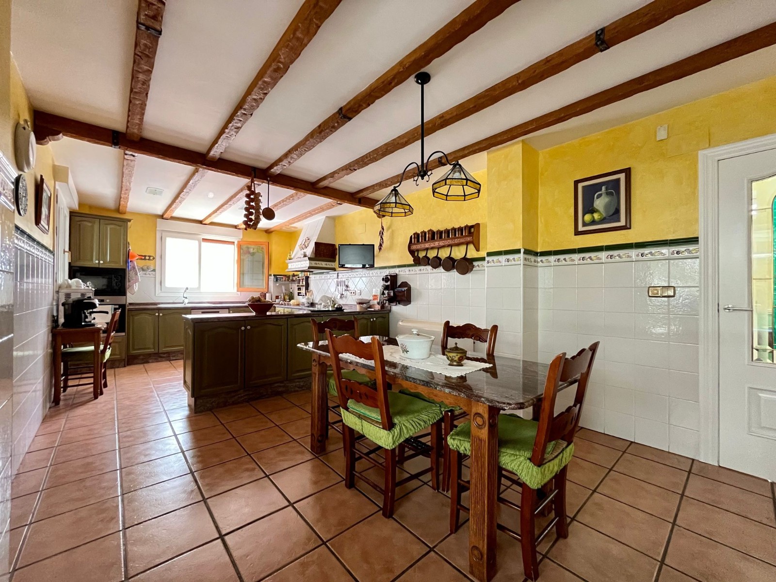 Townhouse in Sax (Ref: 23096)