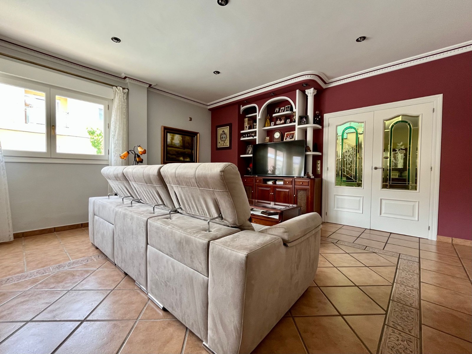 Townhouse in Sax (Ref: 23096)