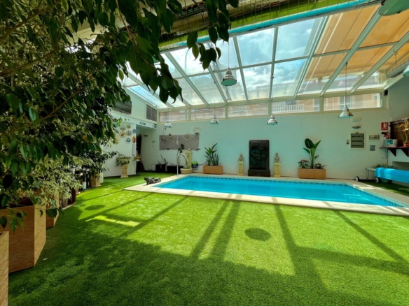 Townhouse in Sax (Ref: 23096)
