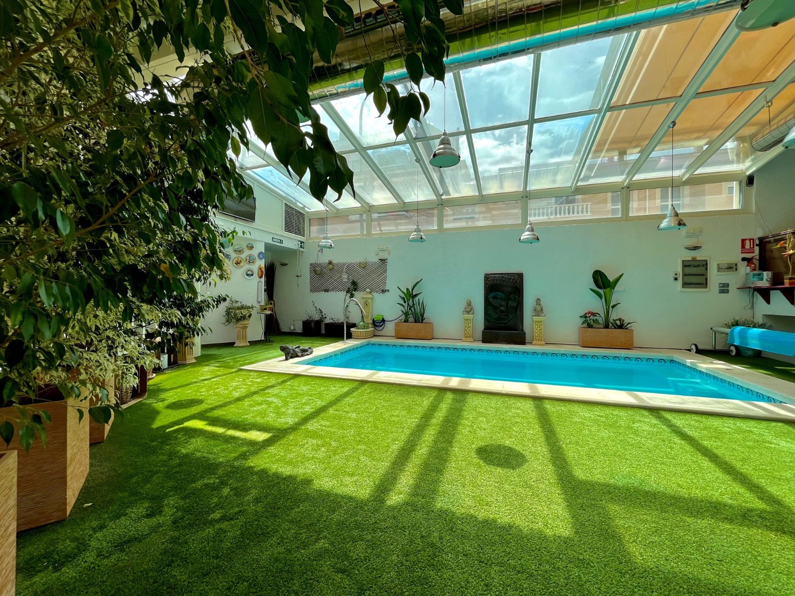 Townhouse in Sax (Ref: 23096)