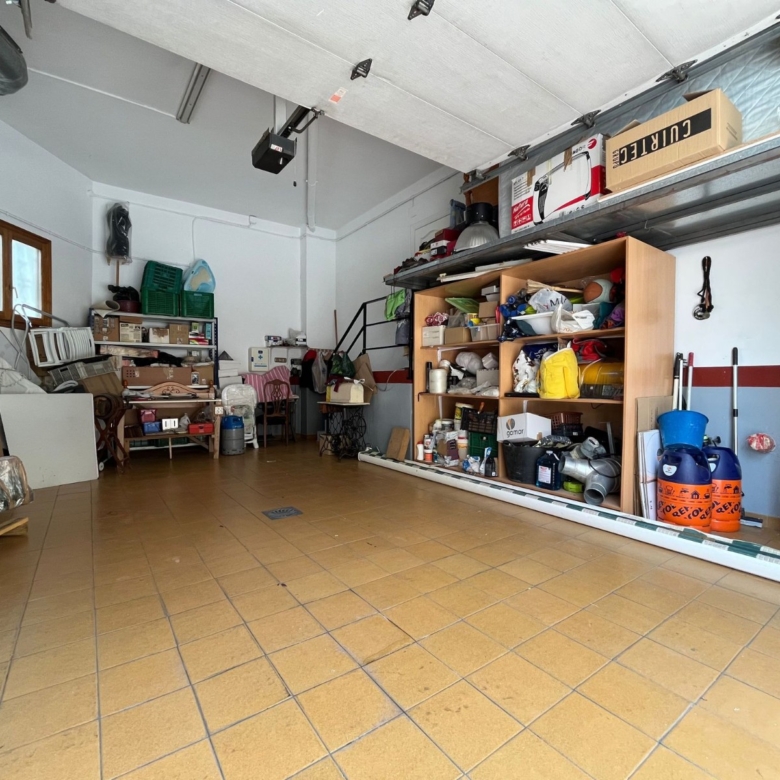 Townhouse in Sax (Ref: 23096)