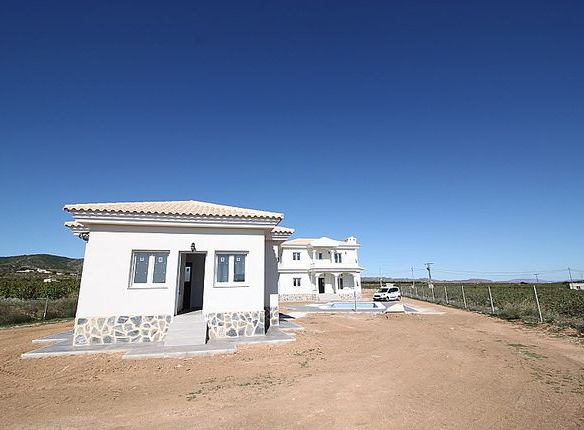 Villa in Pinoso (Ref: AM-PNLCY150)