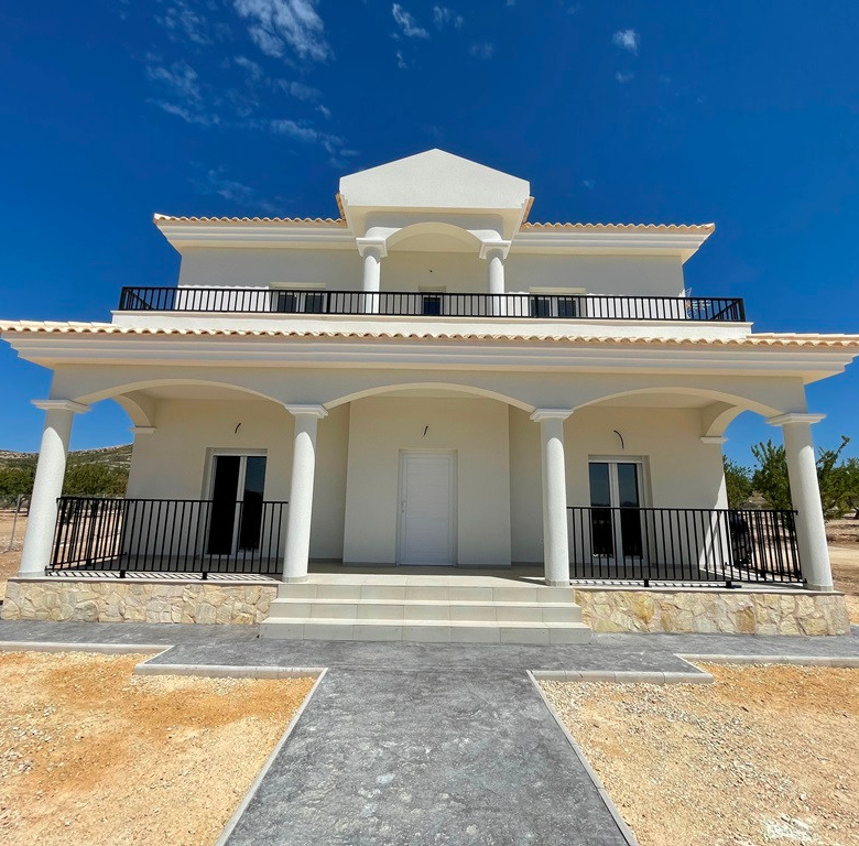 Villa in Pinoso (Ref: AM-PNLCY163)