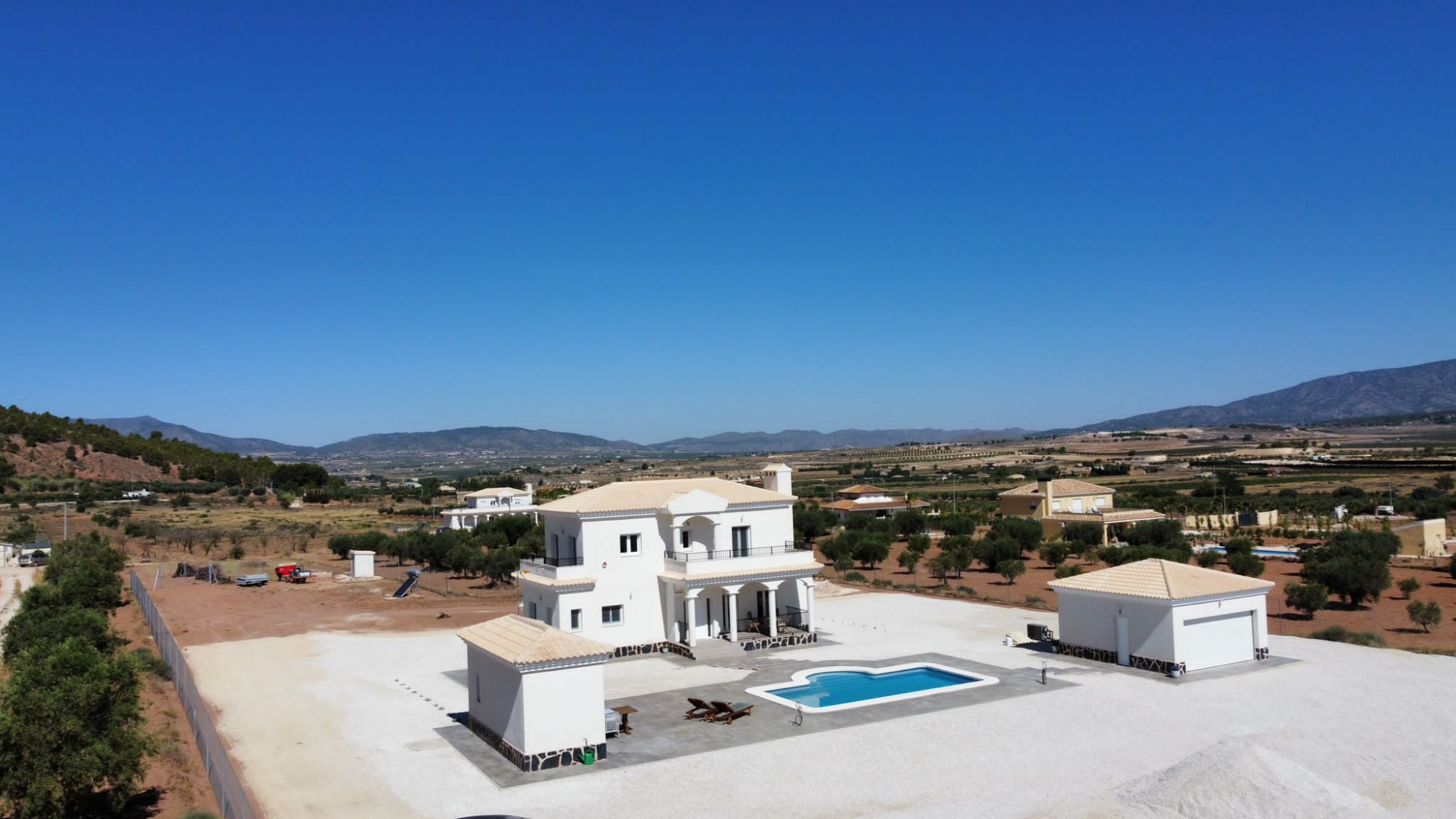 Villa in Pinoso (Ref: AM-PNLCY180)