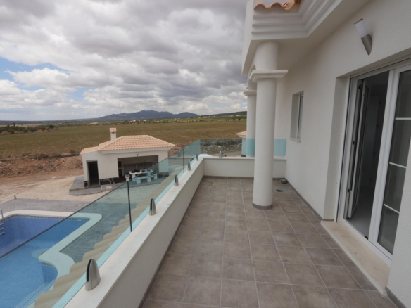 Villa in Pinoso (Ref: AM-PNLCY180)