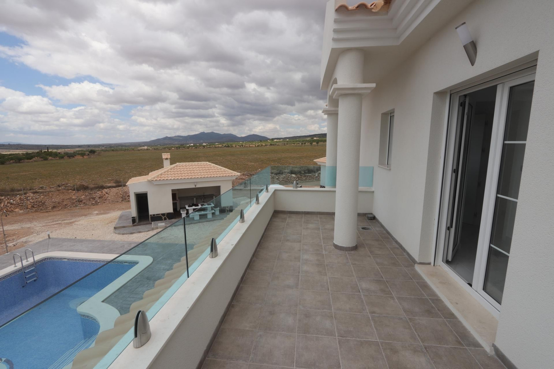 Villa in Pinoso (Ref: AM-PNLCY180)