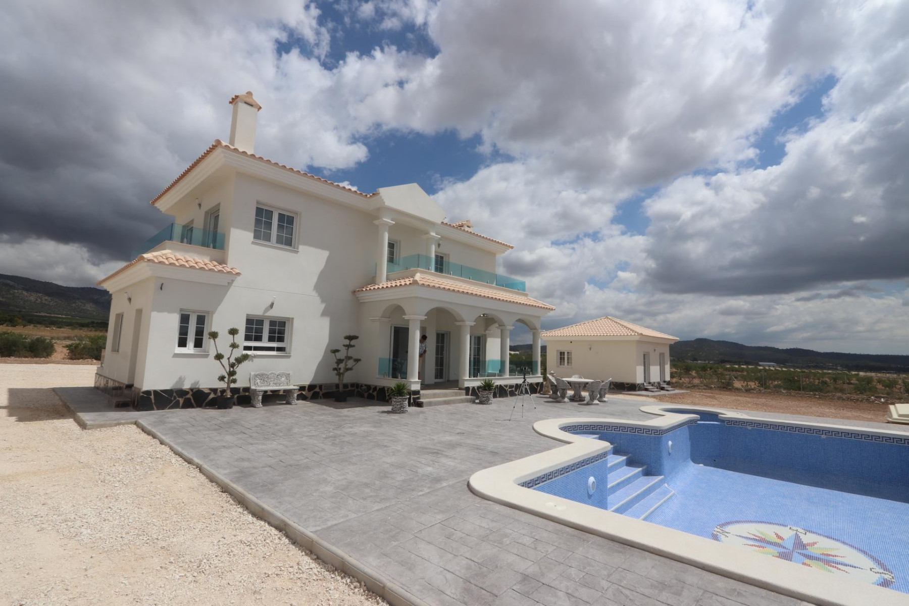 Villa in Pinoso (Ref: AM-PNLCY180)