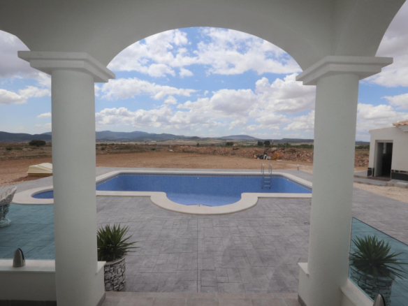 Villa in Pinoso (Ref: AM-PNLCY180)