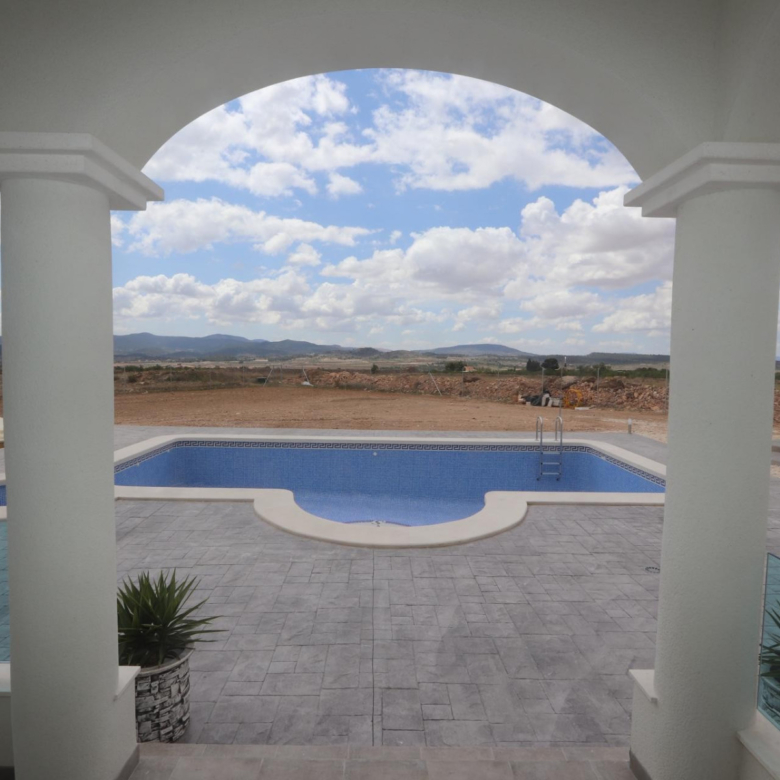 Villa in Pinoso (Ref: AM-PNLCY180)