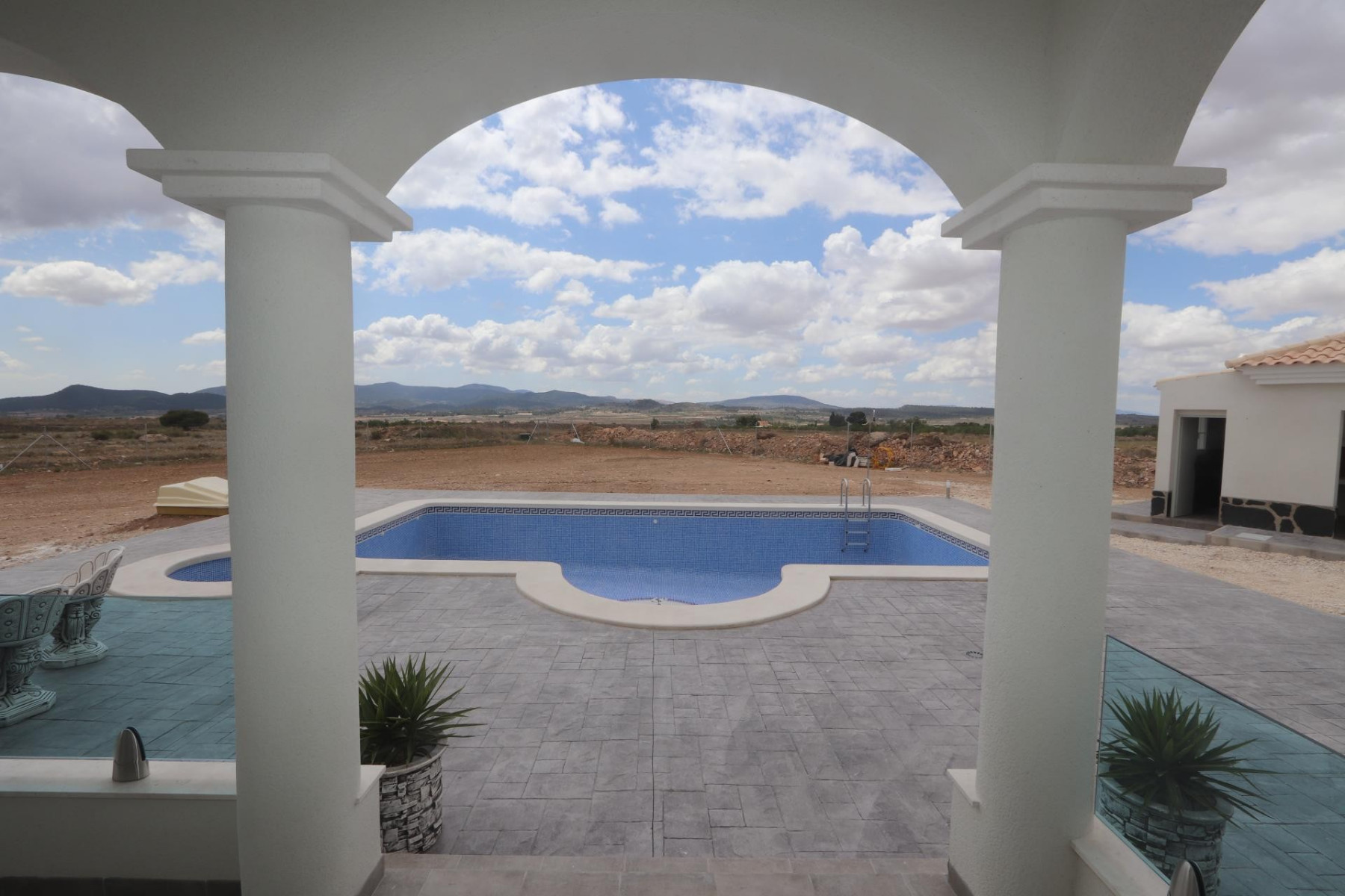 Villa in Pinoso (Ref: AM-PNLCY180)
