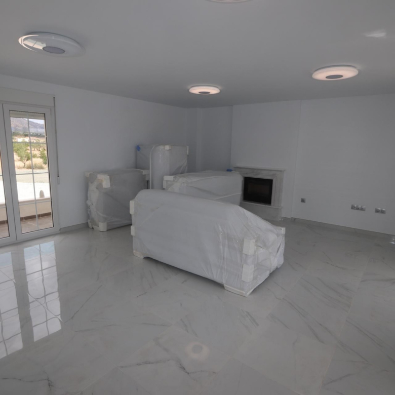 Villa in Pinoso (Ref: AM-PNLCY180)