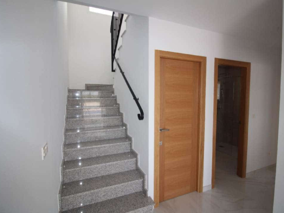Villa in Pinoso (Ref: AM-PNLCY195)