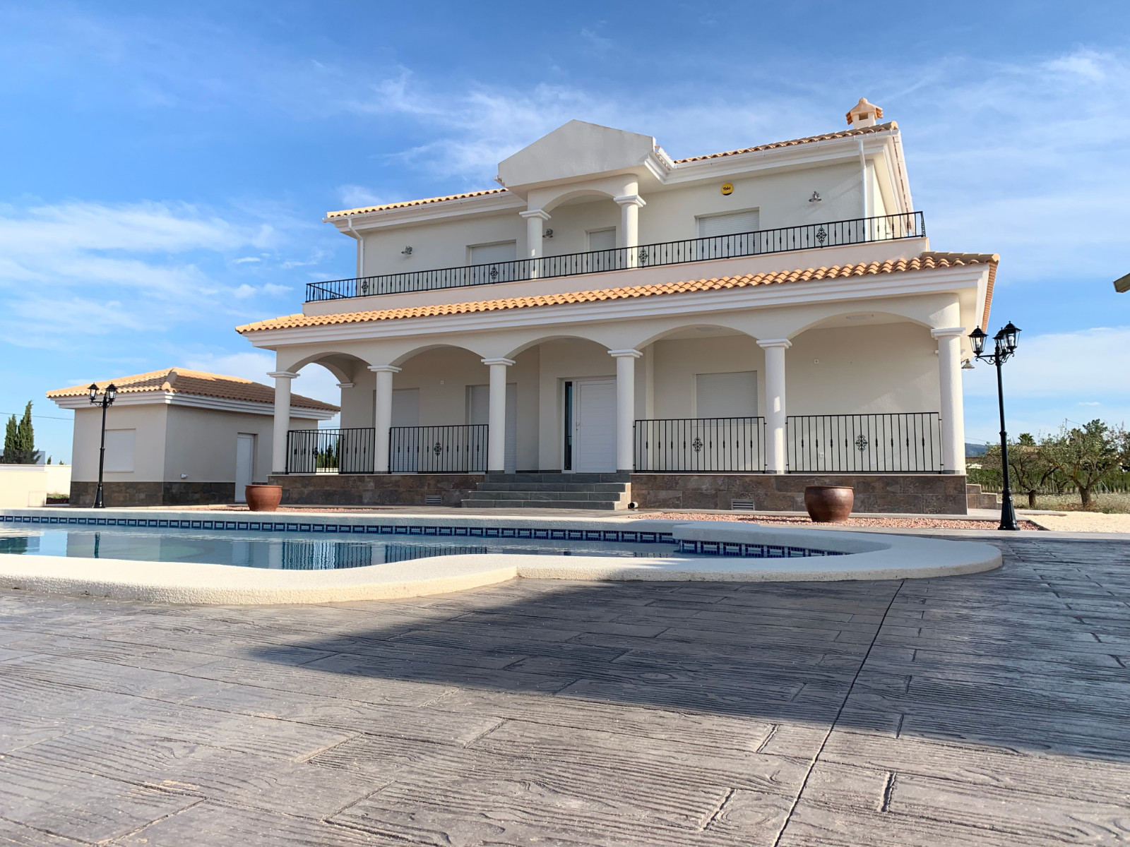 Villa in Pinoso (Ref: AM-PNLCY195)