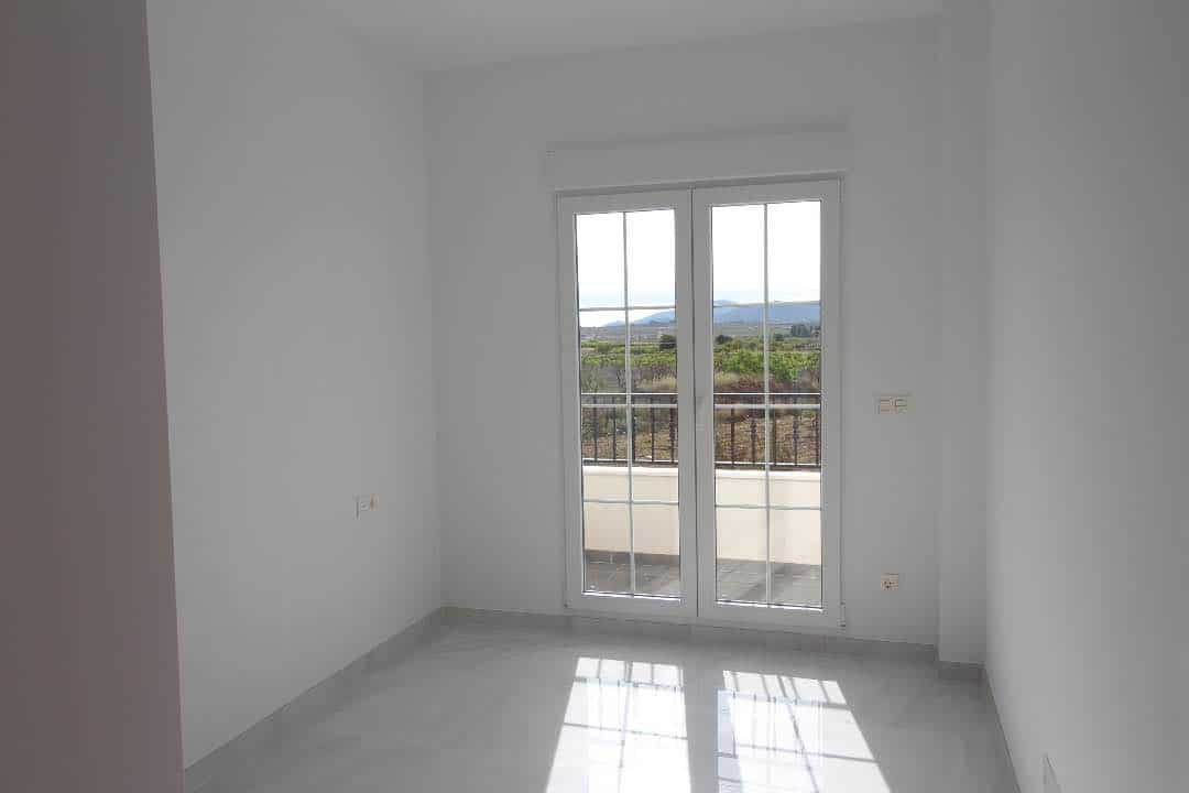 Villa in Pinoso (Ref: AM-PNLCY195)