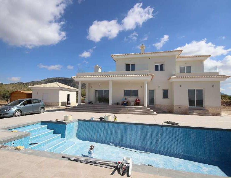 Villa in Pinoso (Ref: AM-PNLCY220)