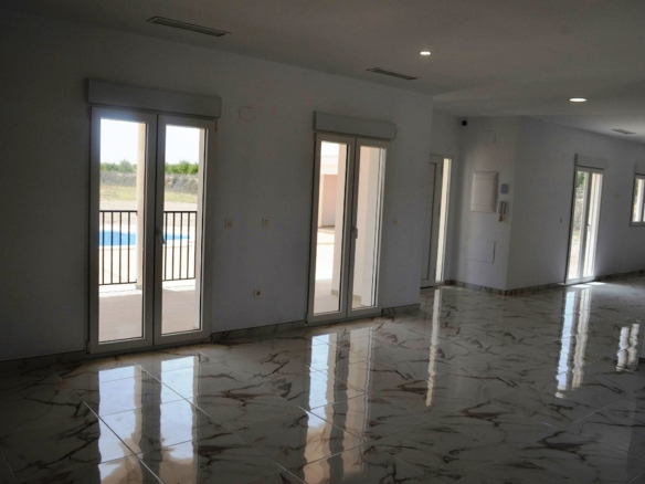 Villa in Pinoso (Ref: AM-PNLCY225)