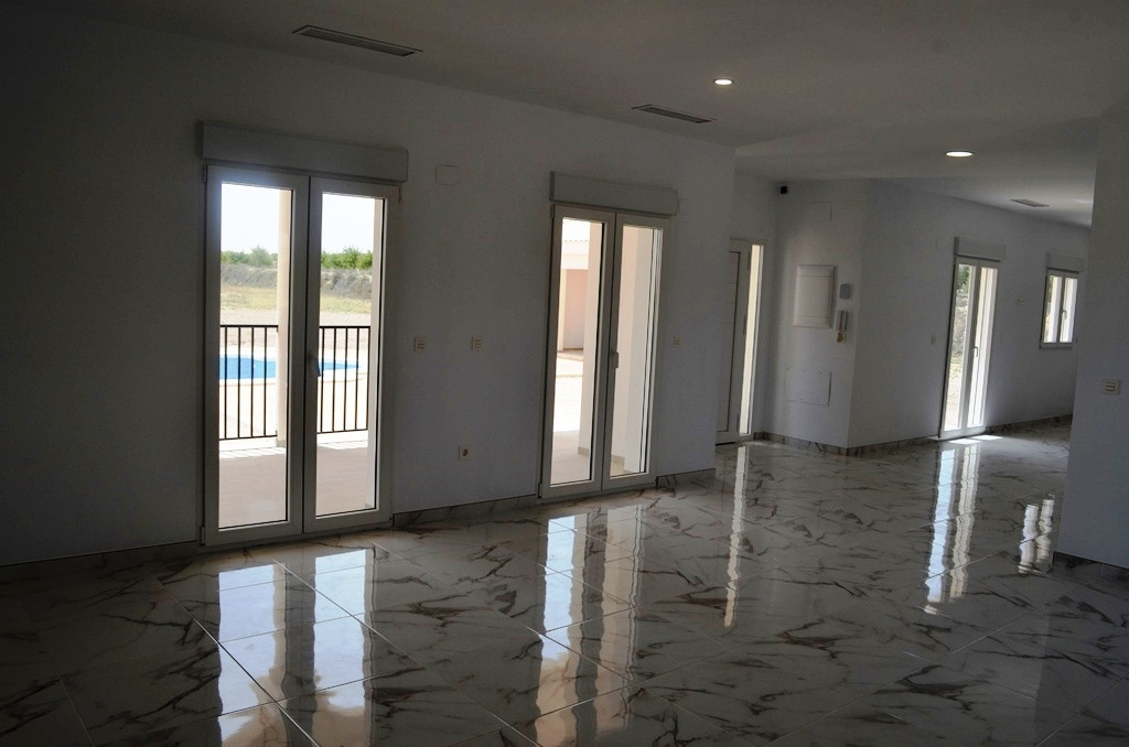 Villa in Pinoso (Ref: AM-PNLCY225)