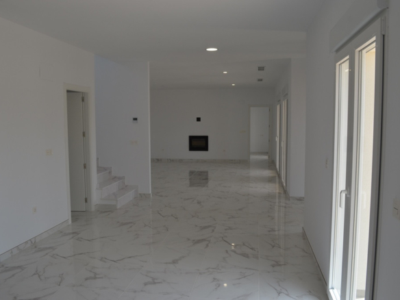 Villa in Pinoso (Ref: AM-PNLCY225)