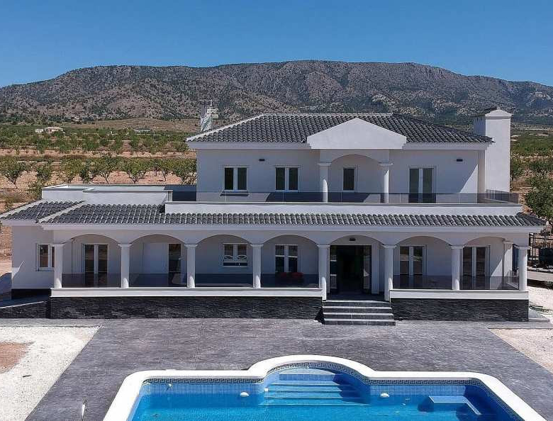Villa in Pinoso (Ref: AM-PNLCY245)