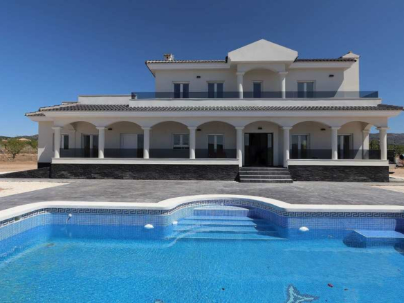 Villa in Pinoso (Ref: AM-PNLCY245)