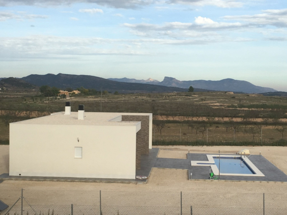 Villa in Pinoso (Ref: AM-PNLCYM150)