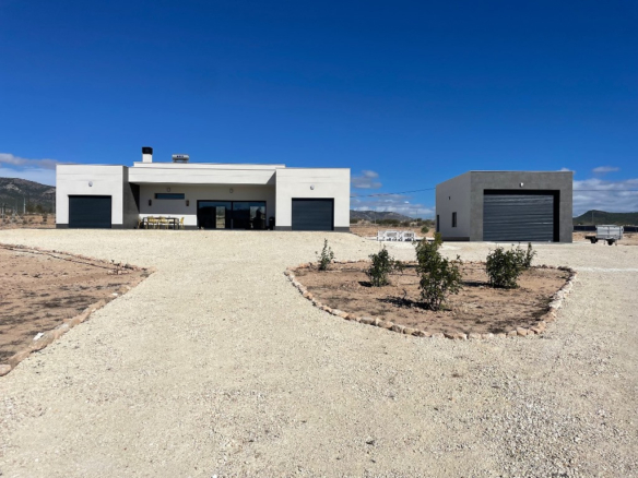 Villa in Pinoso (Ref: AM-PNLCYM165)