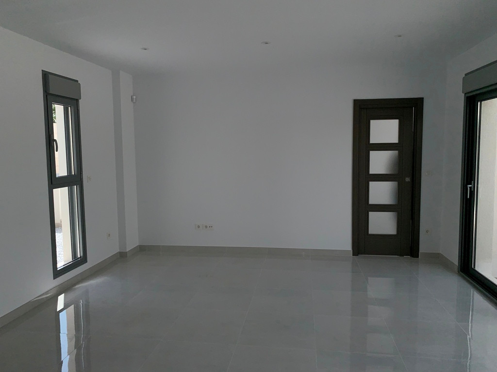 Villa in Pinoso (Ref: AM-PNLCYM165)