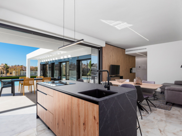 Villa in La Finca Golf (Ref: FINCAGOLF-SUN)