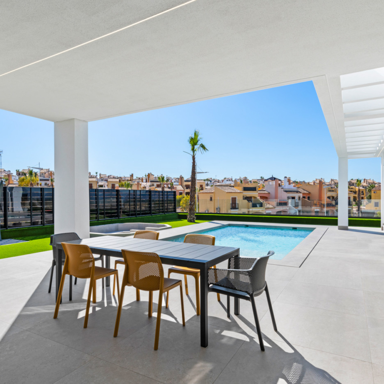 Villa in La Finca Golf (Ref: FINCAGOLF-SUN)