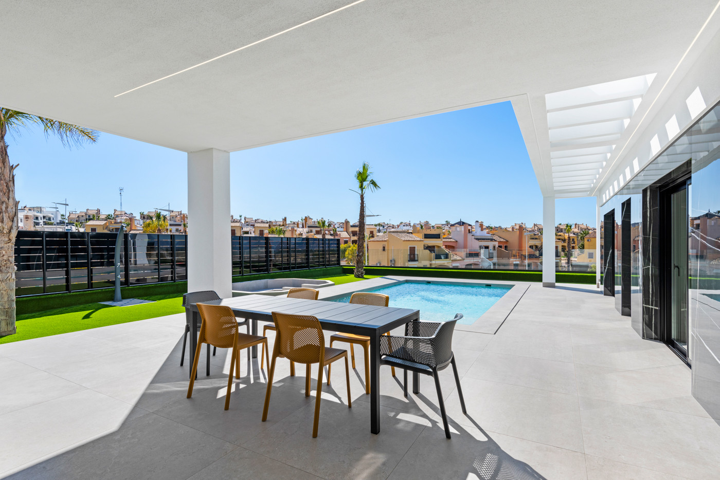 Villa in La Finca Golf (Ref: FINCAGOLF-SUN)
