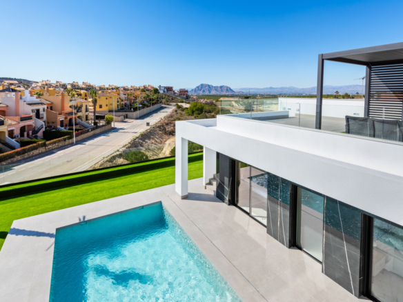 Villa in La Finca Golf (Ref: FINCAGOLF-SUN)