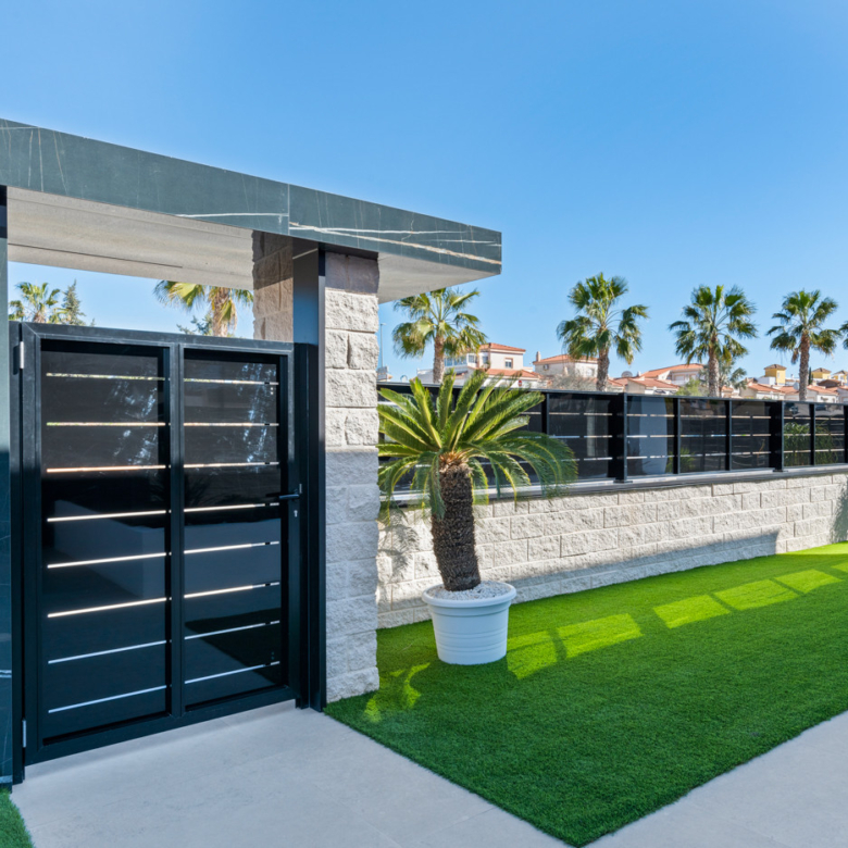 Villa in La Finca Golf (Ref: FINCAGOLF-SUN)