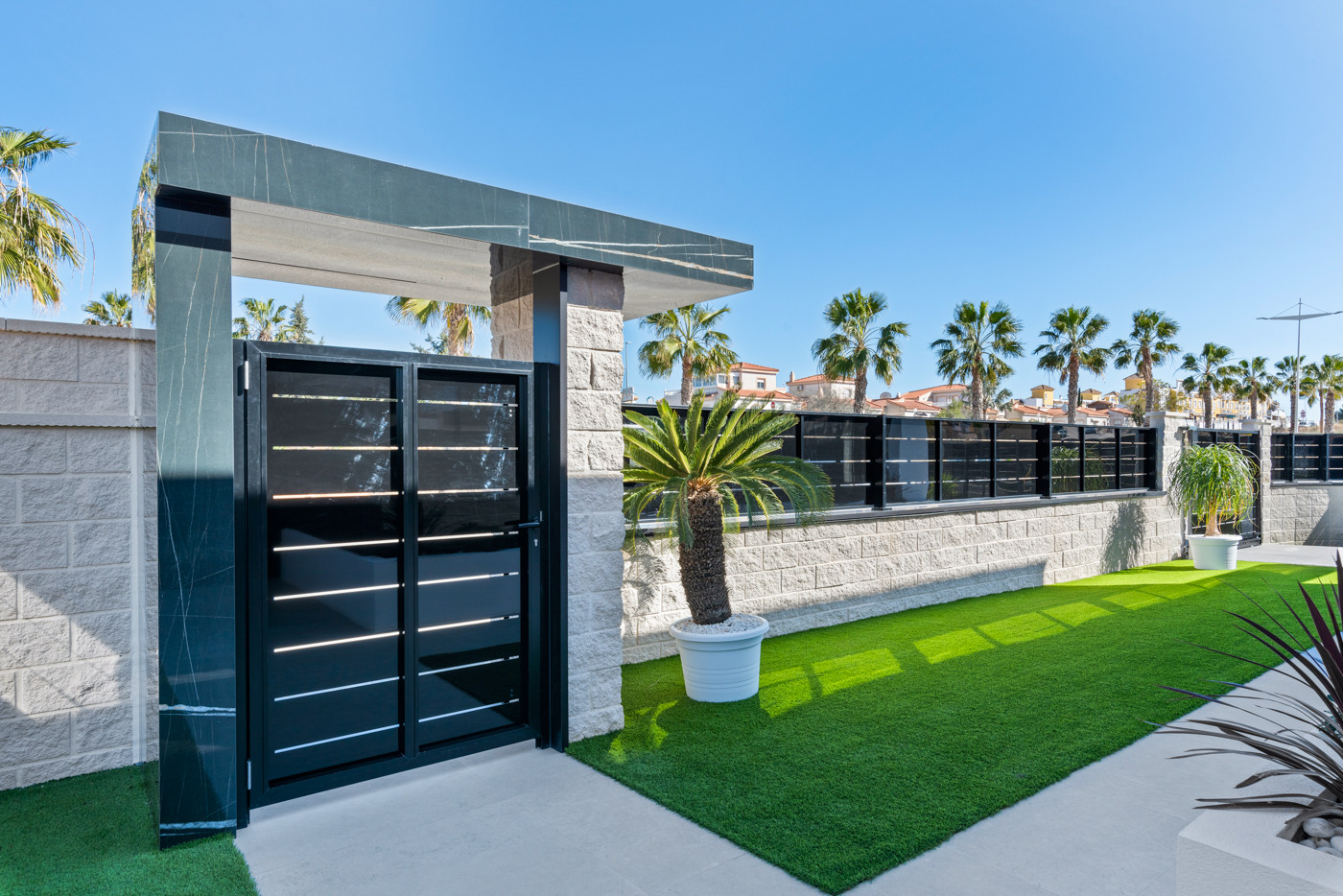 Villa in La Finca Golf (Ref: FINCAGOLF-SUN)