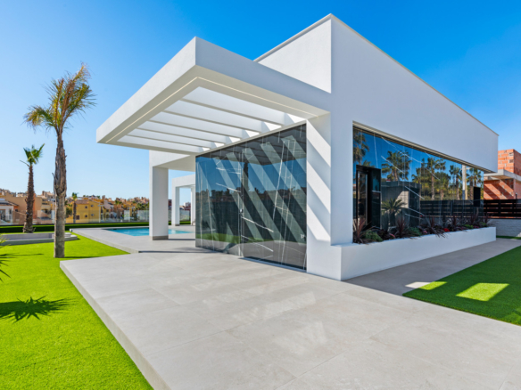 Villa in La Finca Golf (Ref: FINCAGOLF-SUN)