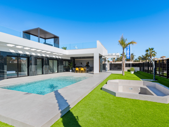 Villa in La Finca Golf (Ref: FINCAGOLF-SUN)