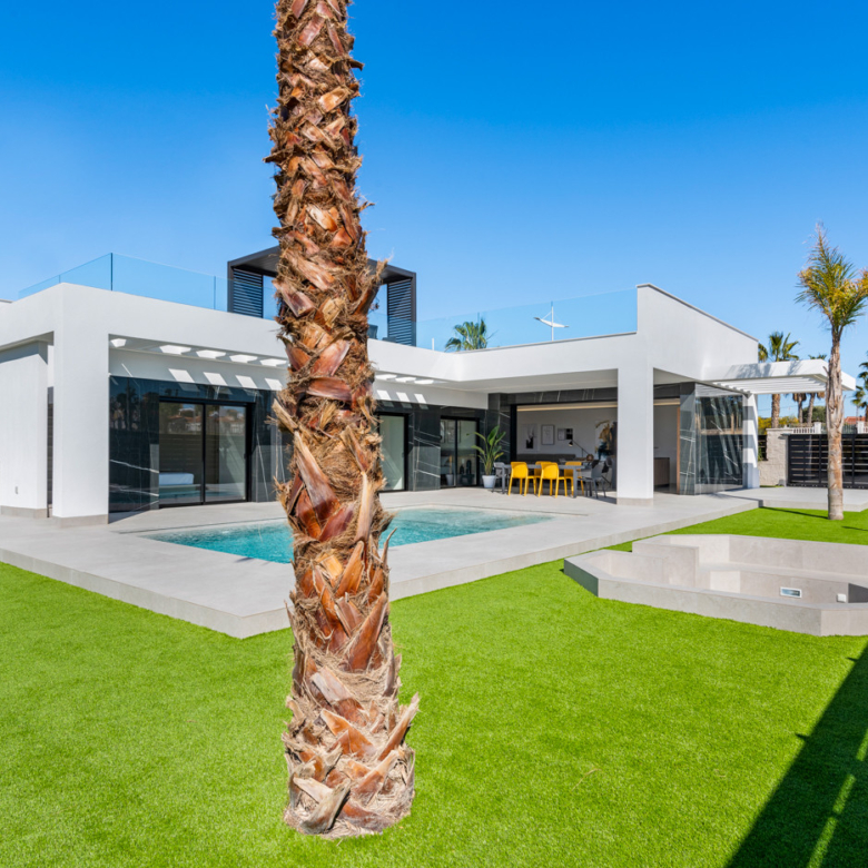 Villa in La Finca Golf (Ref: FINCAGOLF-SUN)