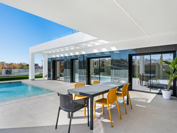 Villa in La Finca Golf (Ref: FINCAGOLF-SUN)