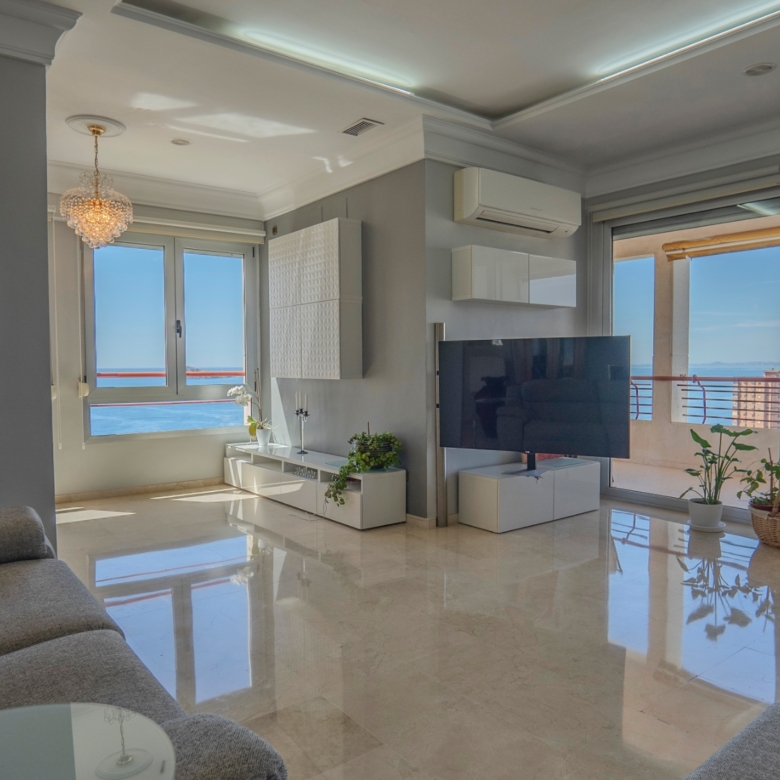 Apartment in Benidorm (Ref: DLF072)