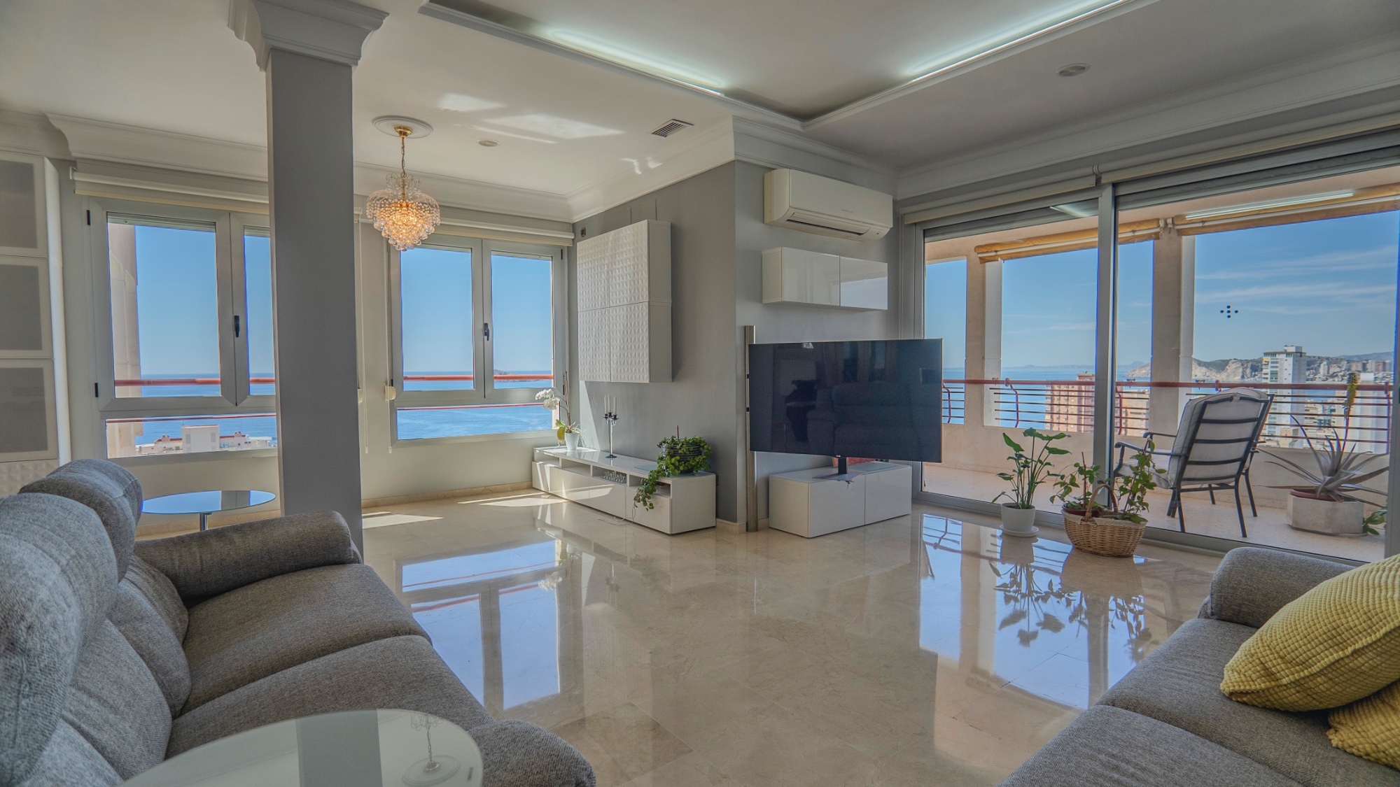 Apartment in Benidorm (Ref: DLF072)