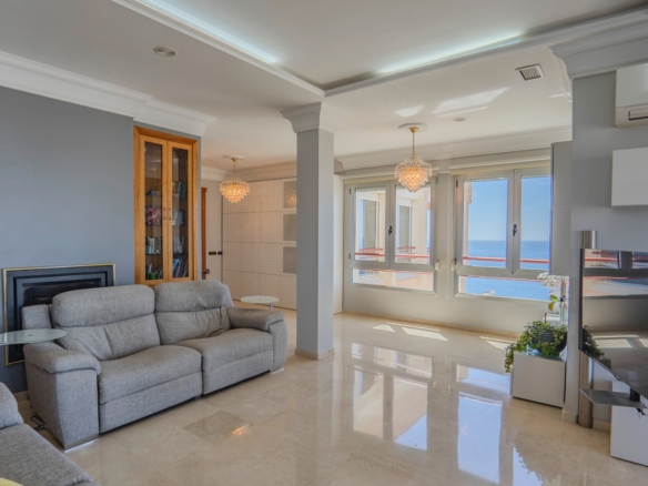 Apartment in Benidorm (Ref: DLF072)