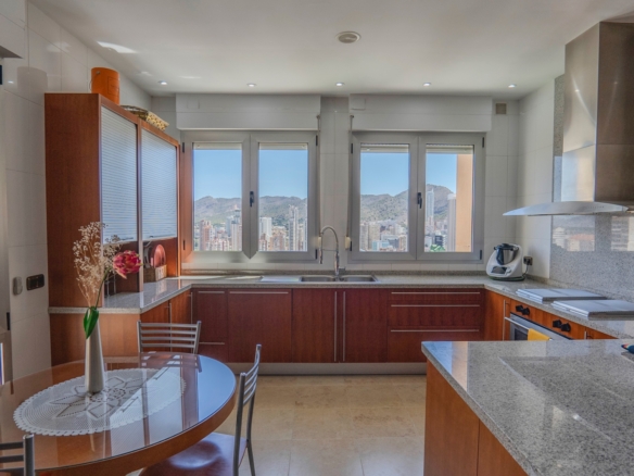 Apartment in Benidorm (Ref: DLF072)