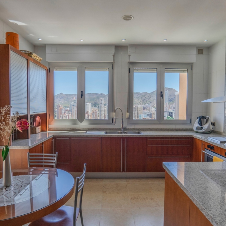 Apartment in Benidorm (Ref: DLF072)