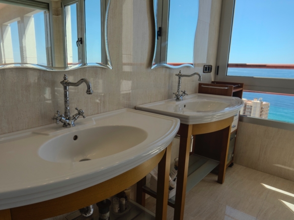 Apartment in Benidorm (Ref: DLF072)