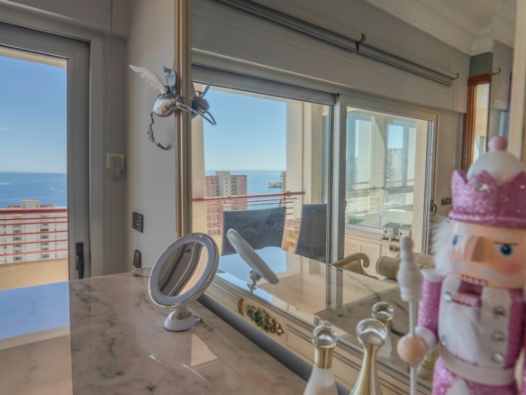 Apartment in Benidorm (Ref: DLF072)