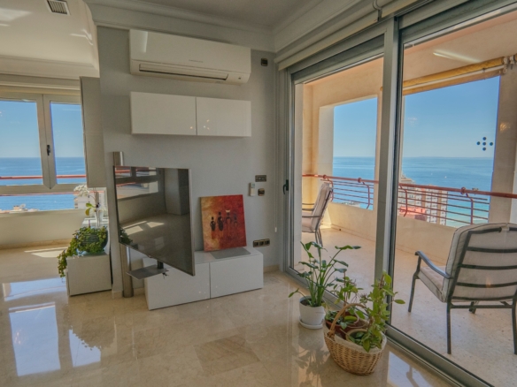 Apartment in Benidorm (Ref: DLF072)