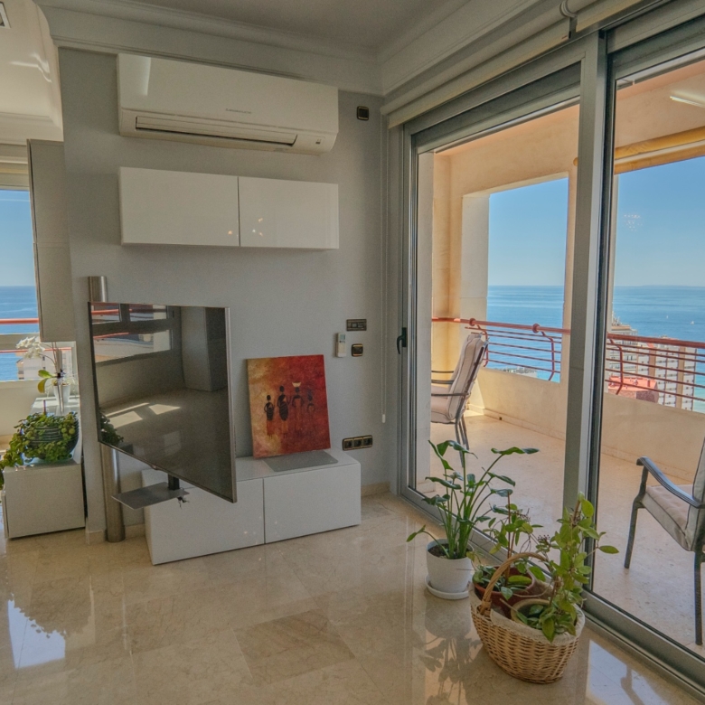 Apartment in Benidorm (Ref: DLF072)