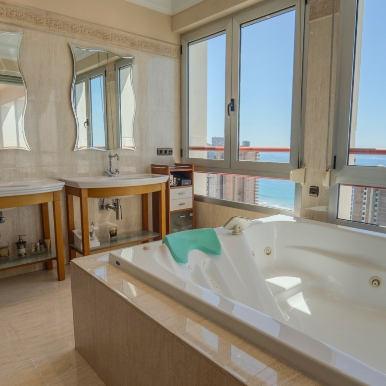 Apartment in Benidorm (Ref: DLF072)